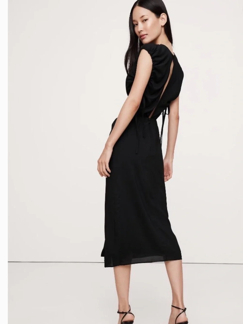 Banana Republic sleek black